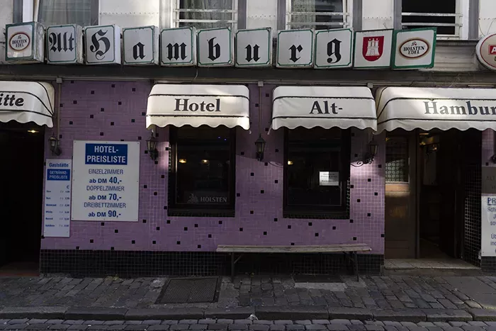 Reeperbahn bei Tag - Hotel Alt-Hamburg