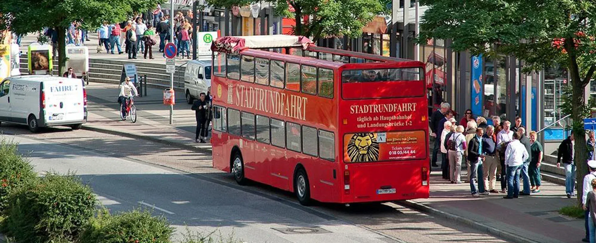 Die Roten Doppeldecker – Hamburger Stadtrundfahrt