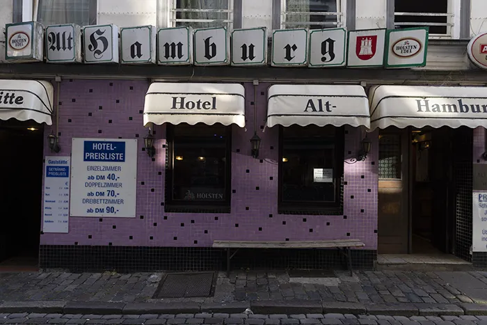 Reeperbahn bei Tag - Hotel Alt-Hamburg